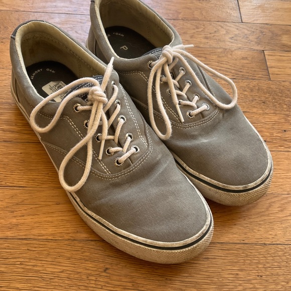 Men’s Sperry Shoes - Picture 3 of 6